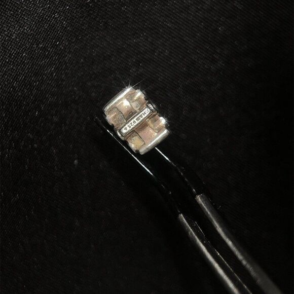 Chamilia 6 Cz Starlike Charm - Picture 3 of 3